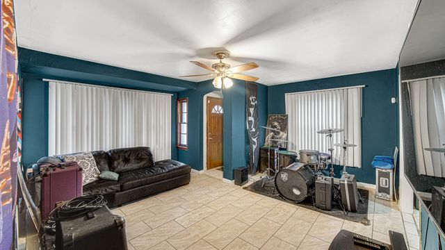 631 141st Street, Hammond, IN 46327