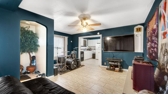 631 141st Street, Hammond, IN 46327