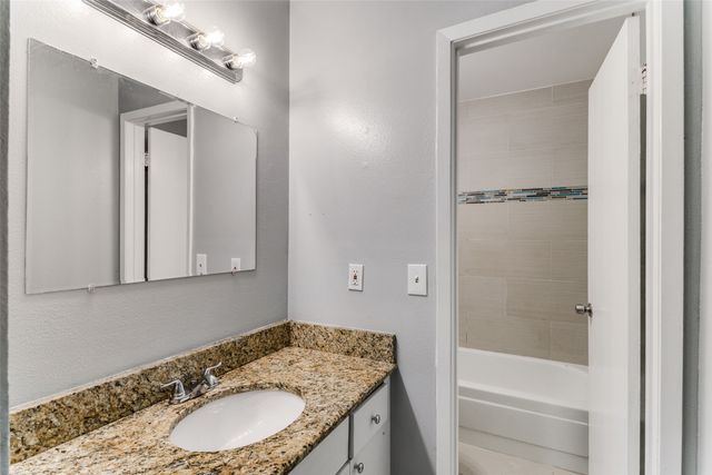 4837 Cedar Springs Road 316, Dallas, TX 75219