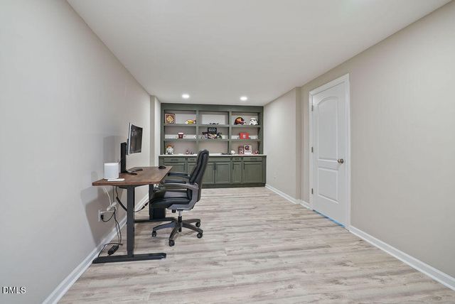 261 Scarlet Tanager Circle, Holly Springs, NC 27540