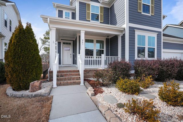 261 Scarlet Tanager Circle, Holly Springs, NC 27540