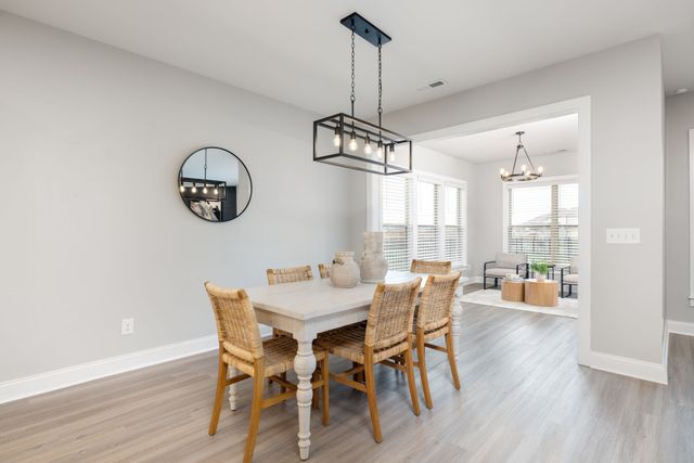 841 Chalkstone Ln, Mount Juliet, TN 37122