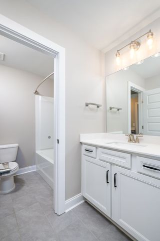 841 Chalkstone Ln, Mount Juliet, TN 37122