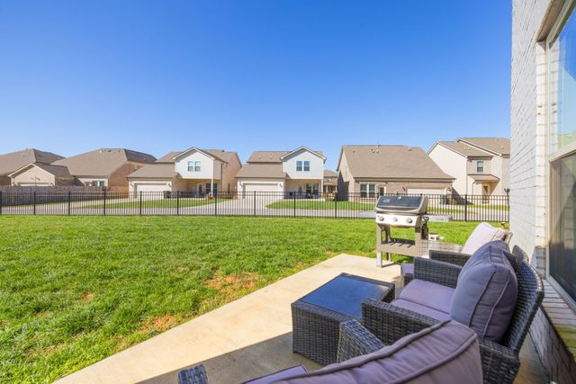 841 Chalkstone Ln, Mount Juliet, TN 37122