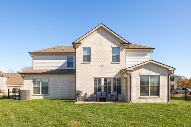 841 Chalkstone Ln, Mount Juliet, TN 37122