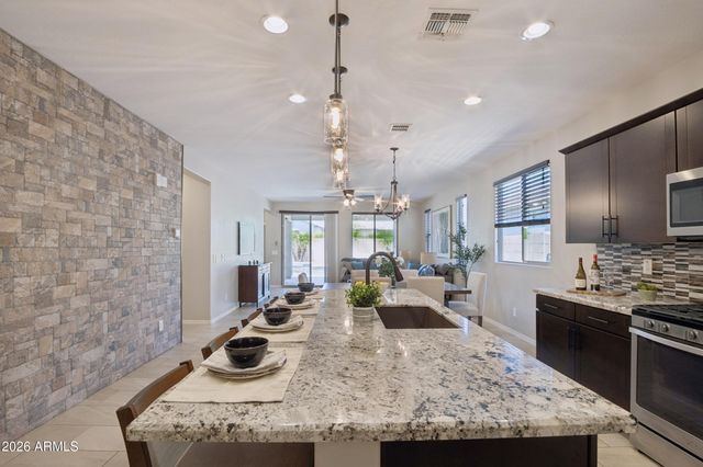 10310 E TEXAS Avenue, Mesa, AZ 85212
