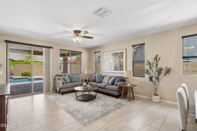 10310 E TEXAS Avenue, Mesa, AZ 85212