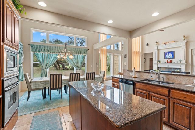 239 Whitney RUN, Buda, TX 78610