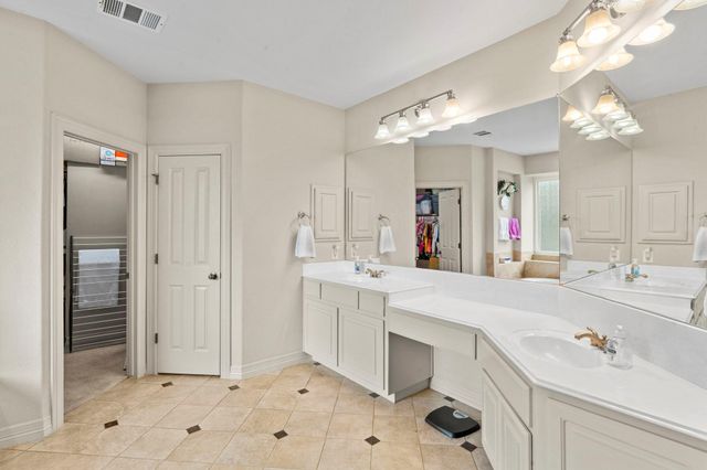 239 Whitney RUN, Buda, TX 78610