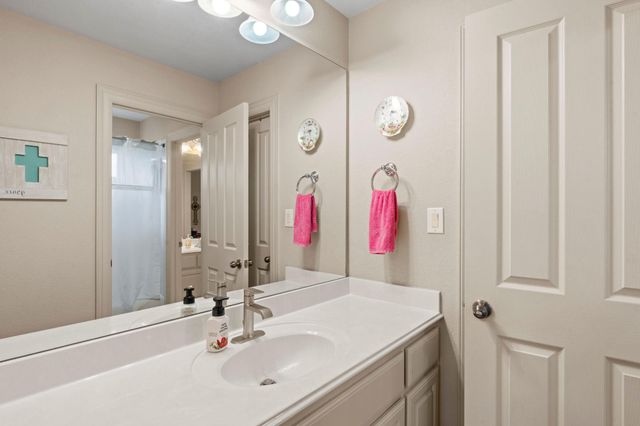 239 Whitney RUN, Buda, TX 78610