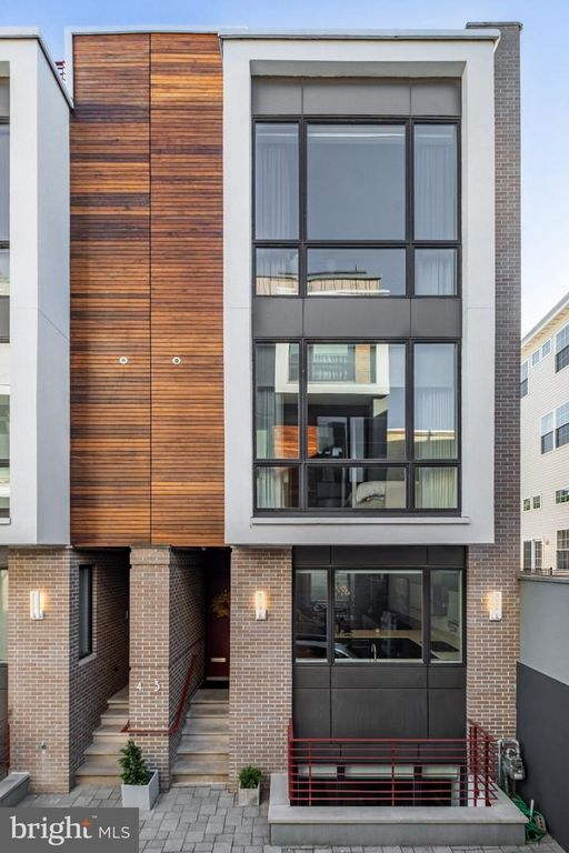 204-6 W LAUREL ST #3, Philadelphia, PA 19123 — exterior