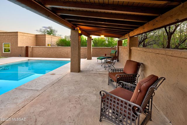 1521 E Placita Abeja, Tucson, AZ 85718