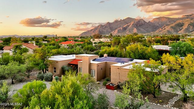 1521 E Placita Abeja, Tucson, AZ 85718