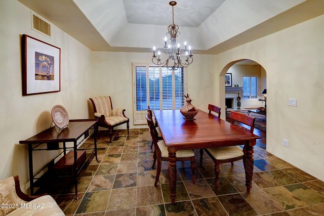 1521 E Placita Abeja, Tucson, AZ 85718