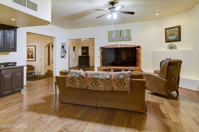 1521 E Placita Abeja, Tucson, AZ 85718