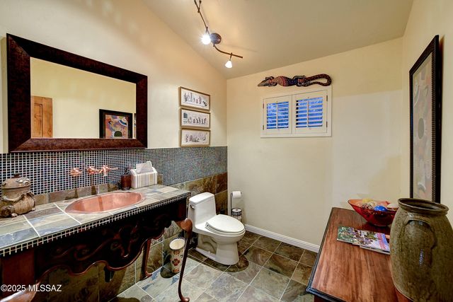 1521 E Placita Abeja, Tucson, AZ 85718