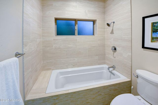 1521 E Placita Abeja, Tucson, AZ 85718