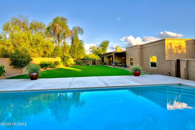 1521 E Placita Abeja, Tucson, AZ 85718