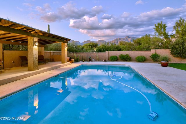 1521 E Placita Abeja, Tucson, AZ 85718