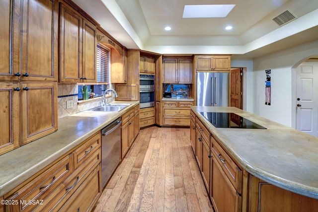 1521 E Placita Abeja, Tucson, AZ 85718