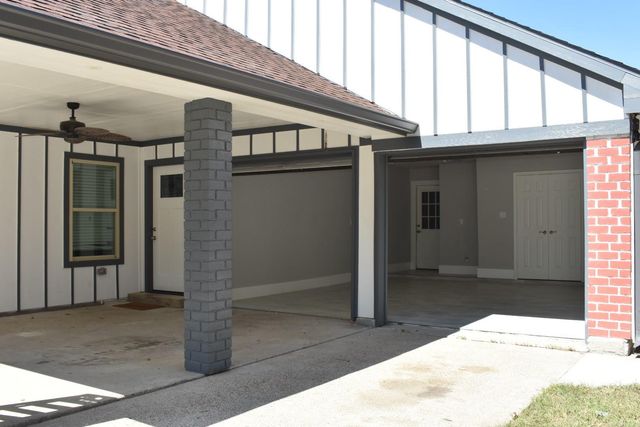 2222 Irish Spring Drive, Houston, TX 77067