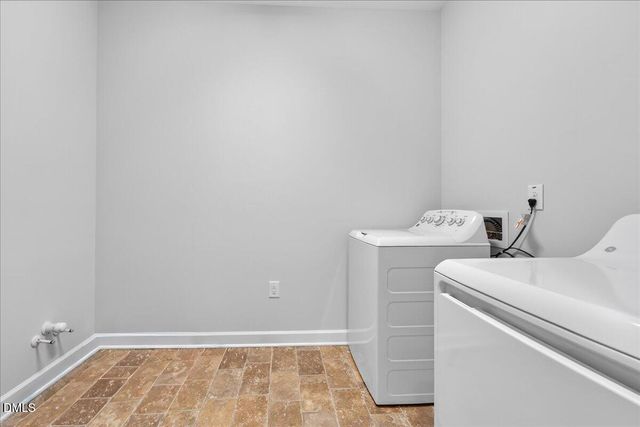 609 Crooked Pine Drive, Cary, NC 27519