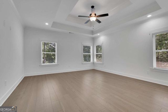 6181 Shoreland Circle, Buford, GA 30518
