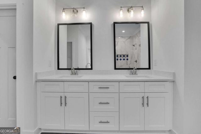 6181 Shoreland Circle, Buford, GA 30518