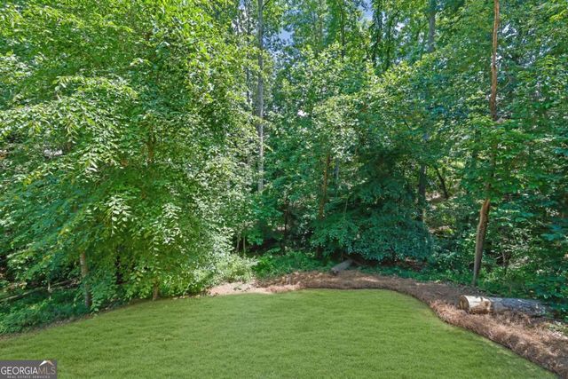 6181 Shoreland Circle, Buford, GA 30518