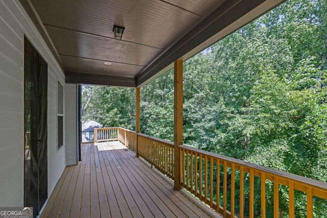 6181 Shoreland Circle, Buford, GA 30518