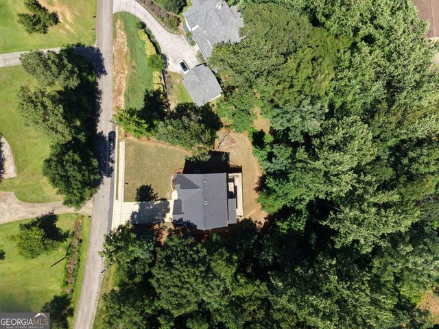 6181 Shoreland Circle, Buford, GA 30518