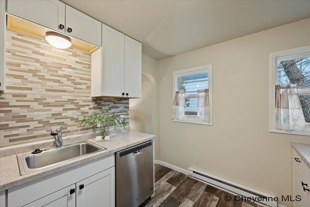 1911 E 17TH ST, Cheyenne, WY 82001