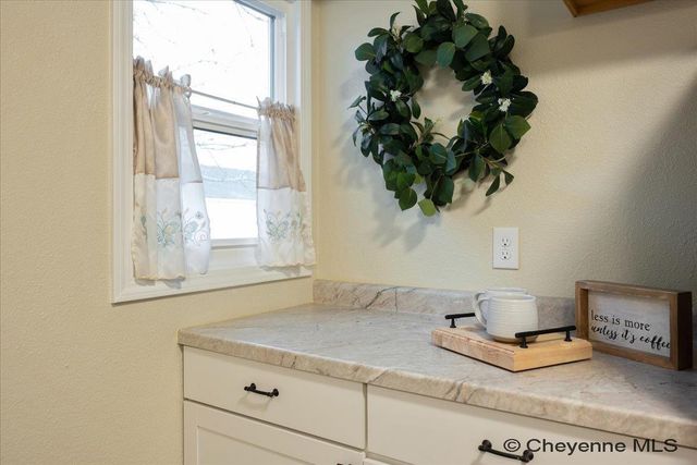 1911 E 17TH ST, Cheyenne, WY 82001