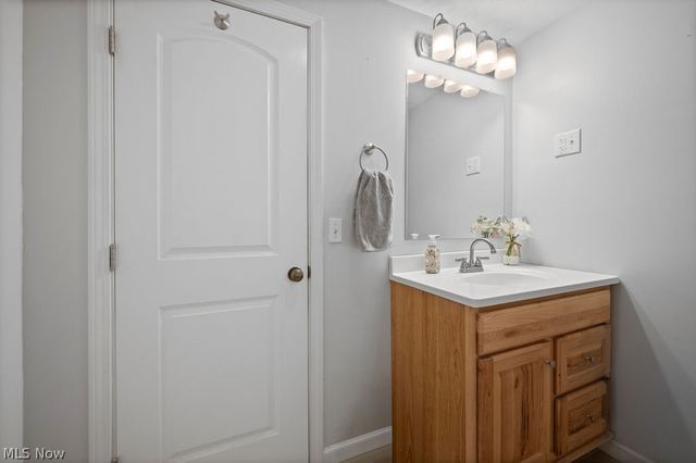 130 Wakefield Drive, Washington, WV 26181