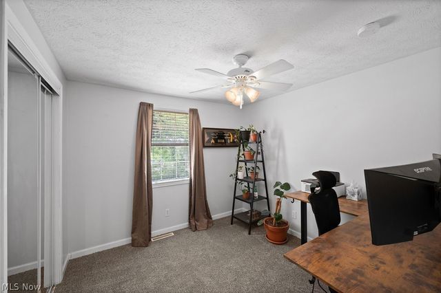 130 Wakefield Drive, Washington, WV 26181