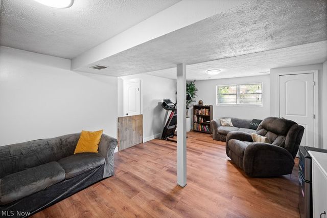 130 Wakefield Drive, Washington, WV 26181