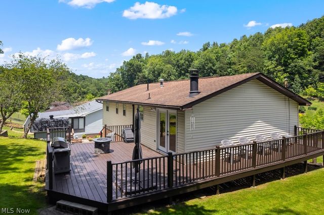 130 Wakefield Drive, Washington, WV 26181
