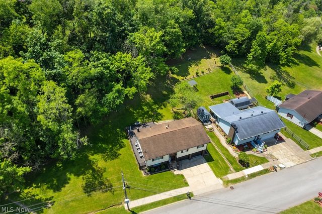 130 Wakefield Drive, Washington, WV 26181