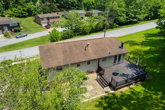 130 Wakefield Drive, Washington, WV 26181