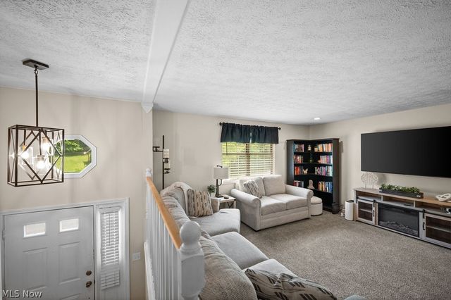 130 Wakefield Drive, Washington, WV 26181