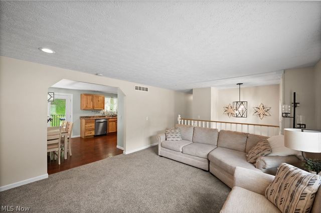 130 Wakefield Drive, Washington, WV 26181