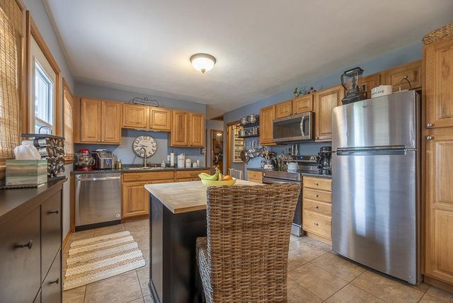 734 N Ringold Street, Janesville, WI 53545