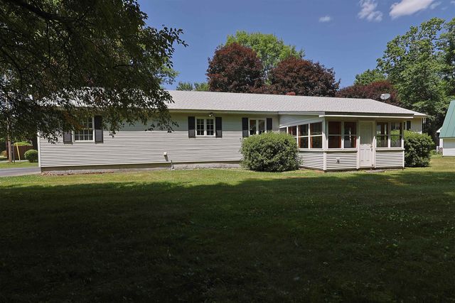 94 James Street, Hartford, VT 05001
