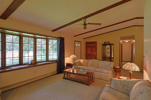 94 James Street, Hartford, VT 05001