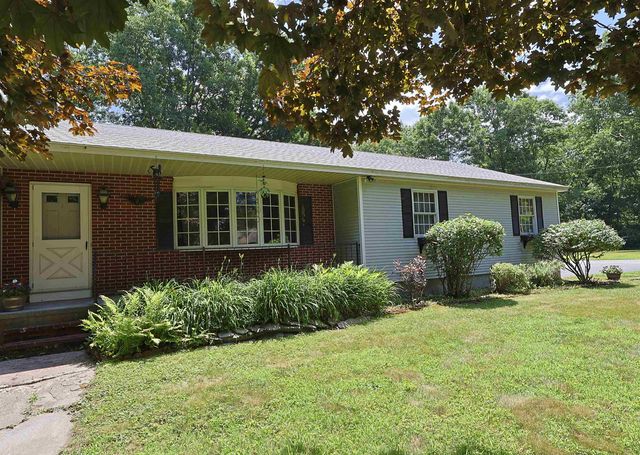 94 James Street, Hartford, VT 05001