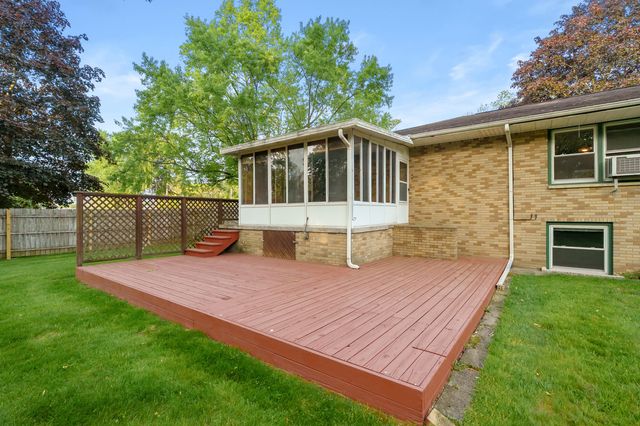1077 Riverside Drive, Battle Creek City, MI 49015