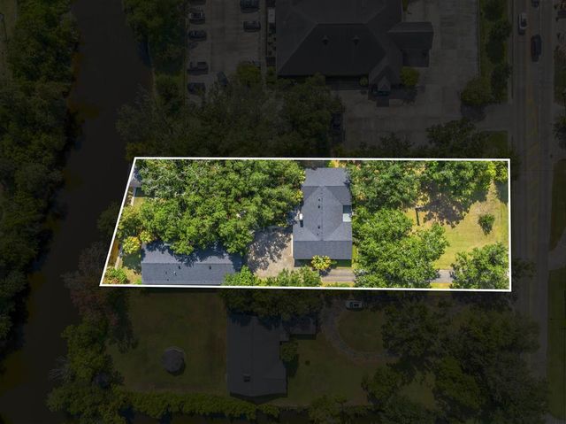 725 W Sale Road, Lake Charles, LA 70605