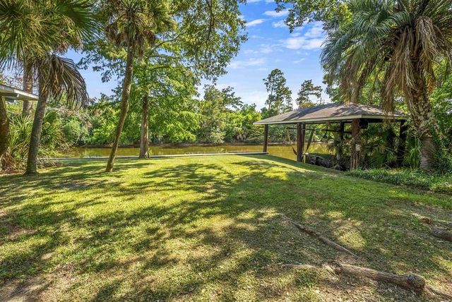 725 W Sale Road, Lake Charles, LA 70605