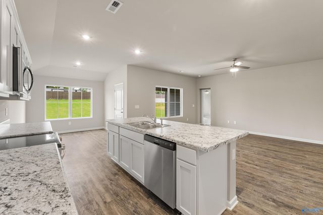 519 Ledesma Lane, Huntsville, AL 35811