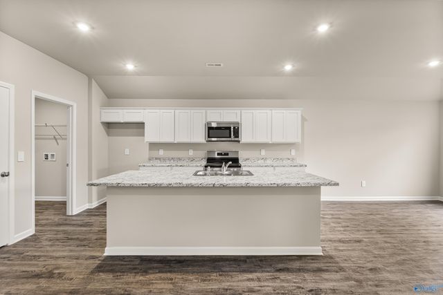 519 Ledesma Lane, Huntsville, AL 35811